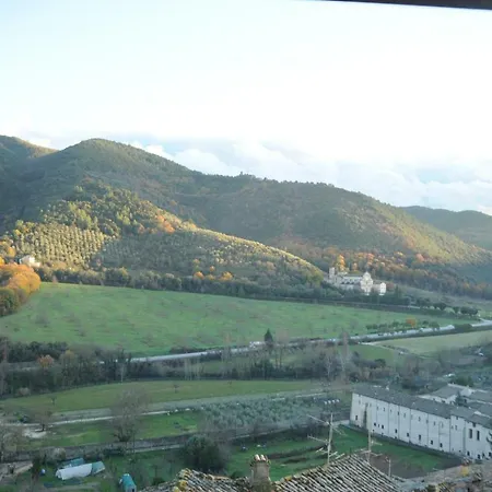 Una Finestra Su